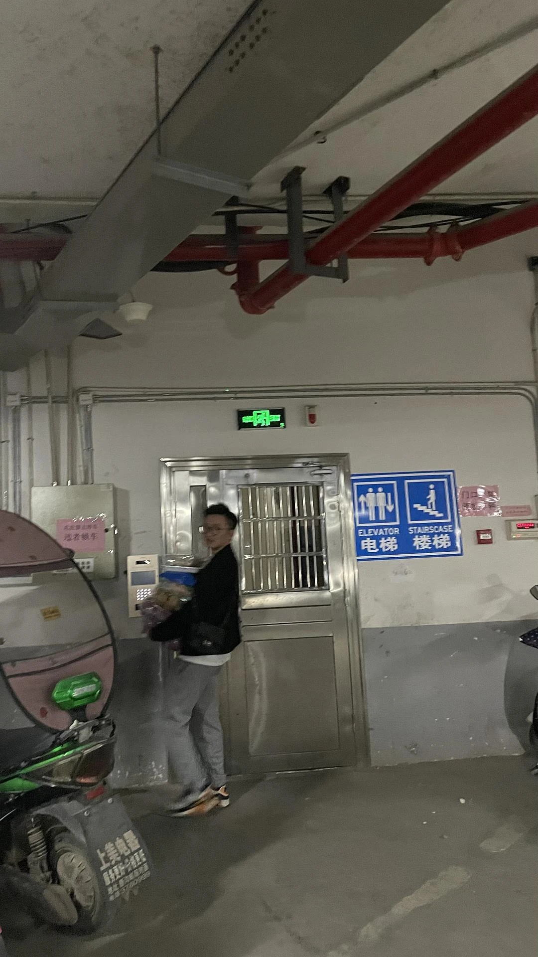 客串一回山姆的快递小哥 - 图2