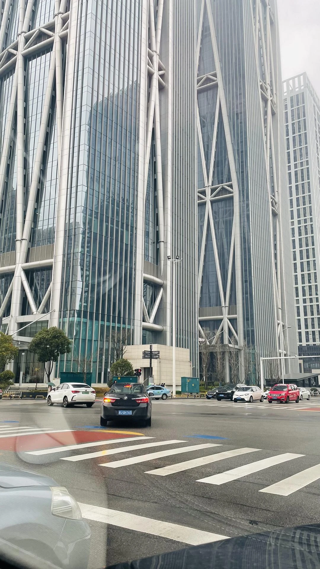 滨江新城有点那个feel了 - 图1
