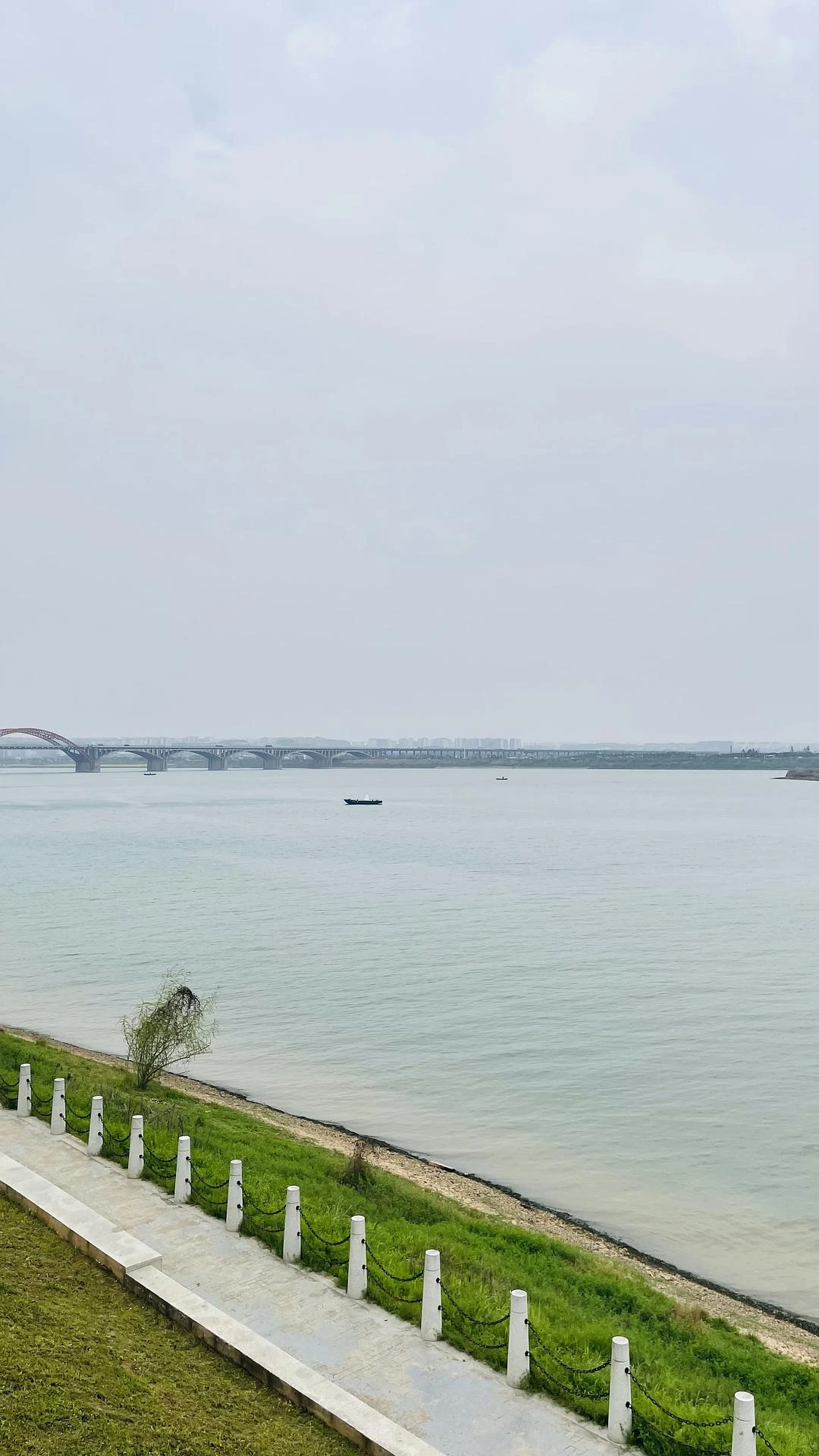 不要丧，要浪 🛵
春天是个适合拍照的季节 - 图3