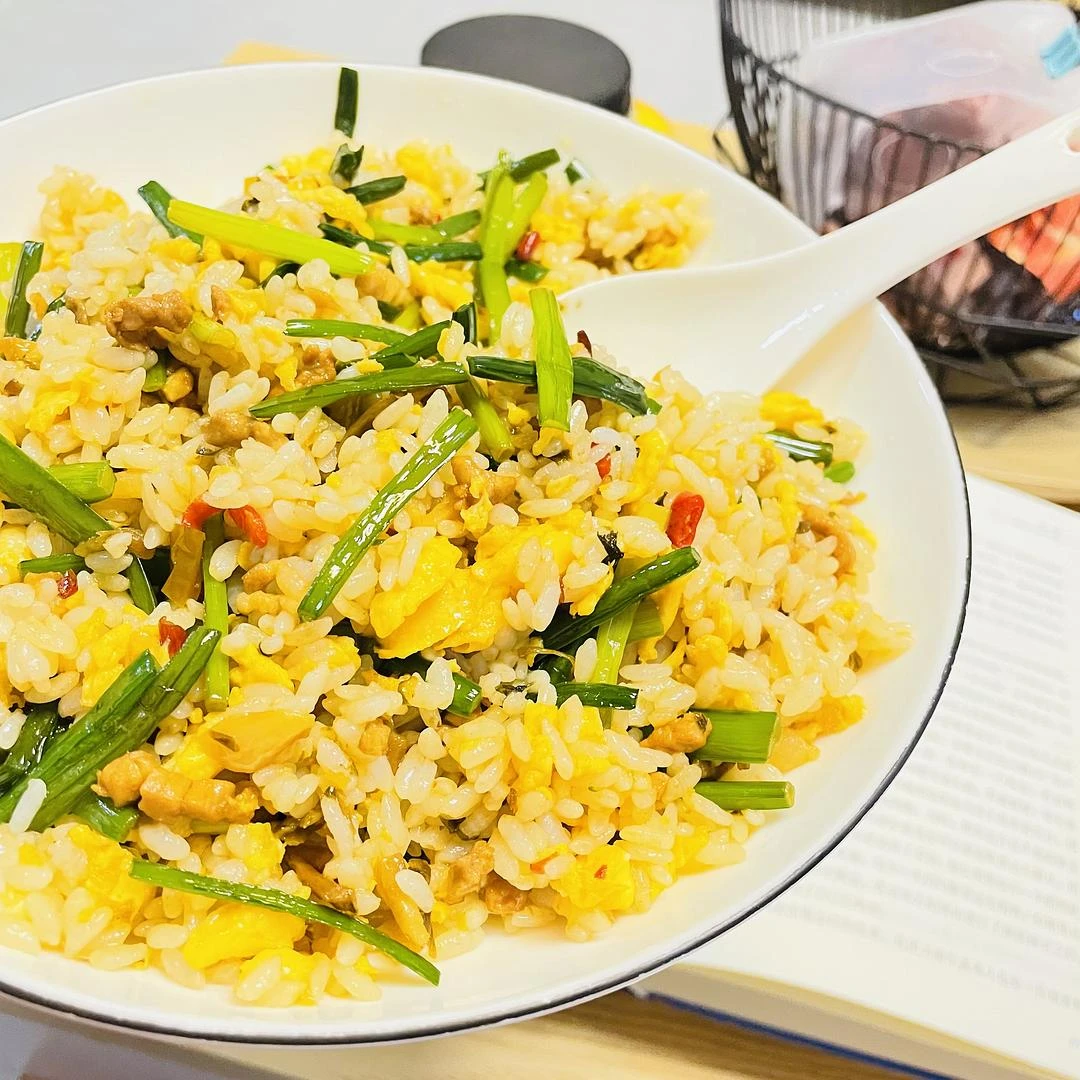 炒了一份巨好吃的蛋炒饭 - 图1