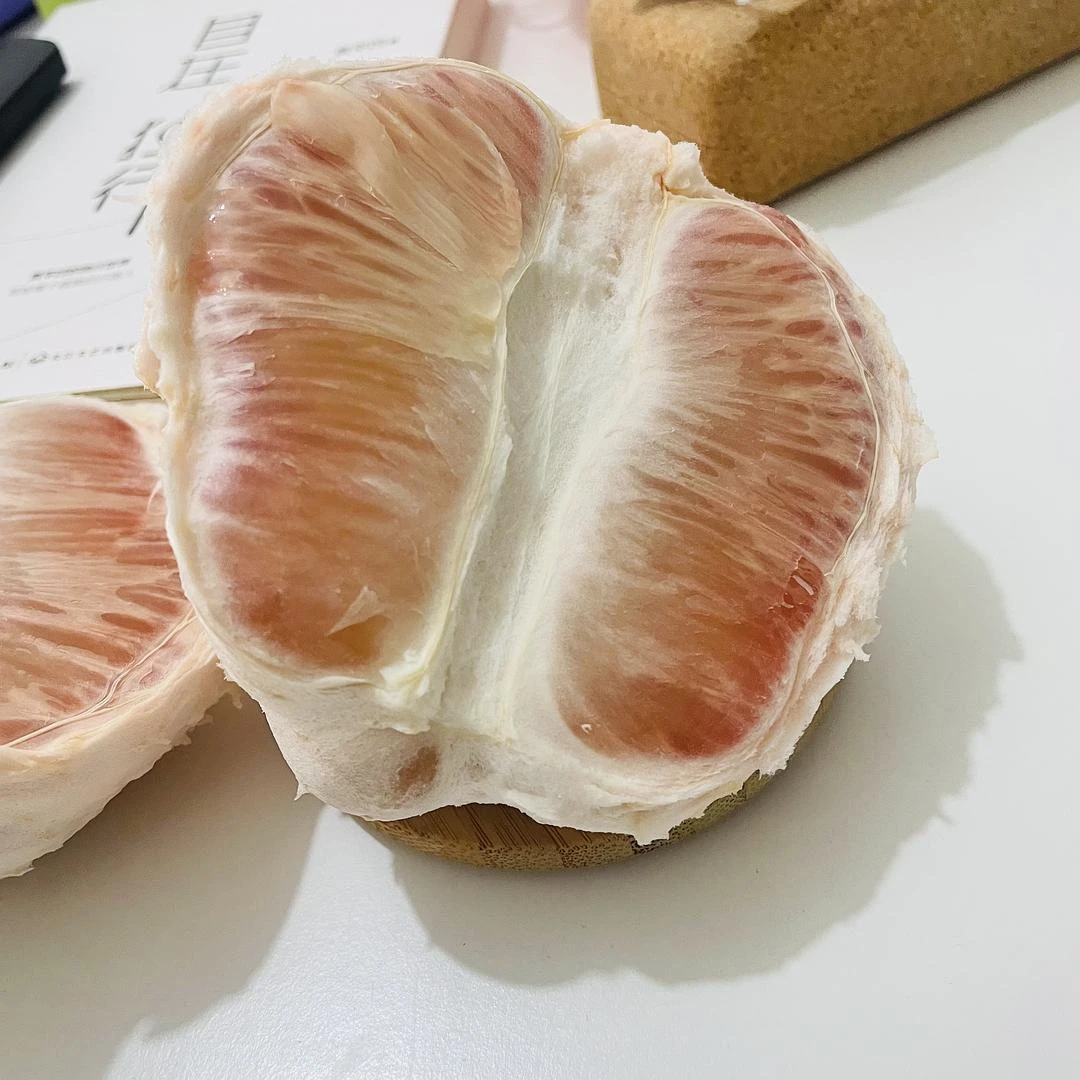 最近有点迷盒马家这个翡翠青柚
一个礼拜可以炫三个 - 图2