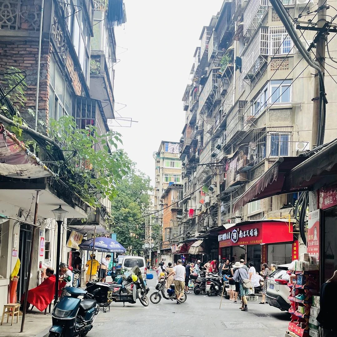 当去到一座陌生的城市游玩，我一般会探索这几个地方 - 图6