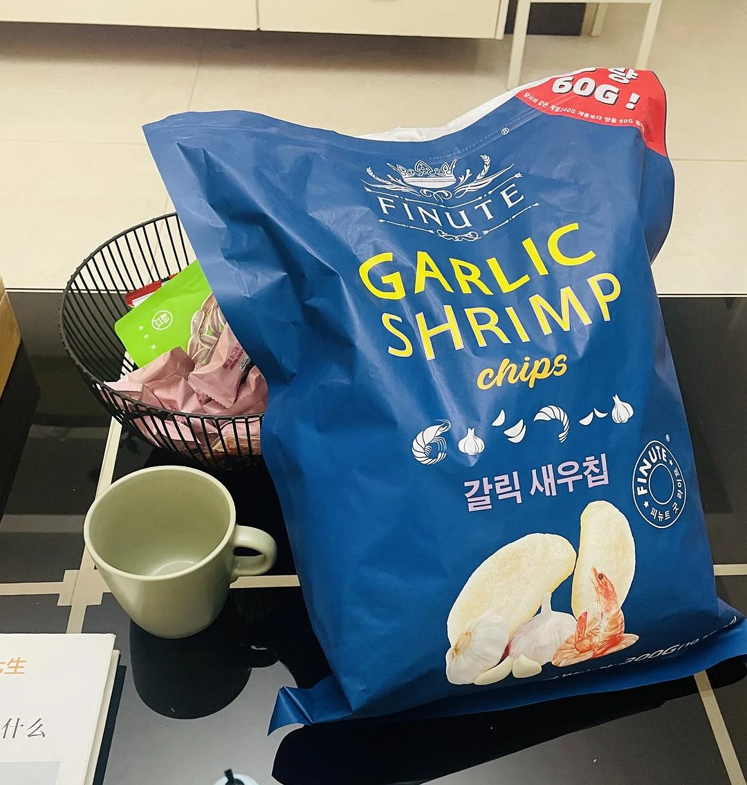 大包装，大满足
今晚只想做一个吃虾片看剧的废物 - 图1