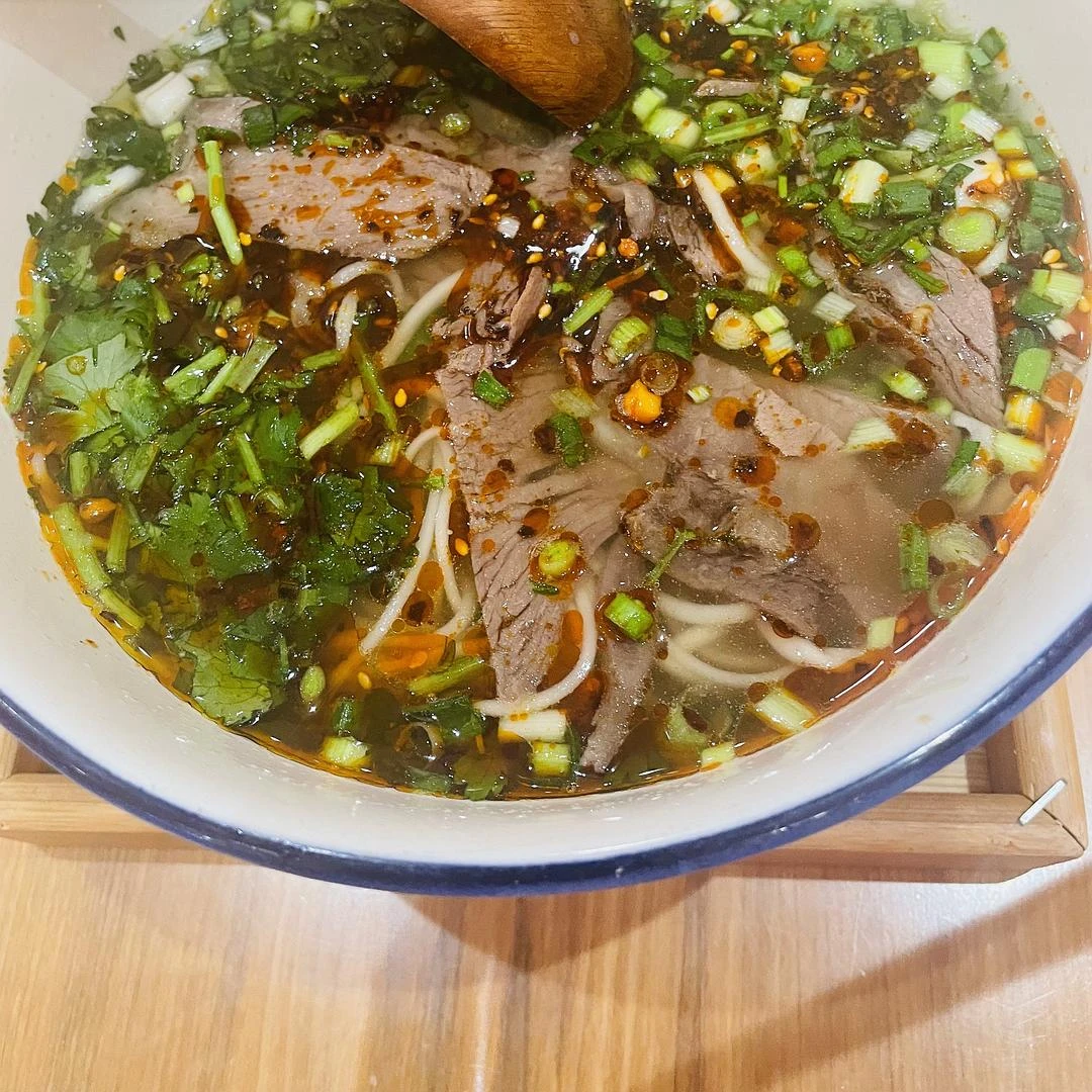 完全吃不腻💯
#
一人一碗中意的面
# - 图1