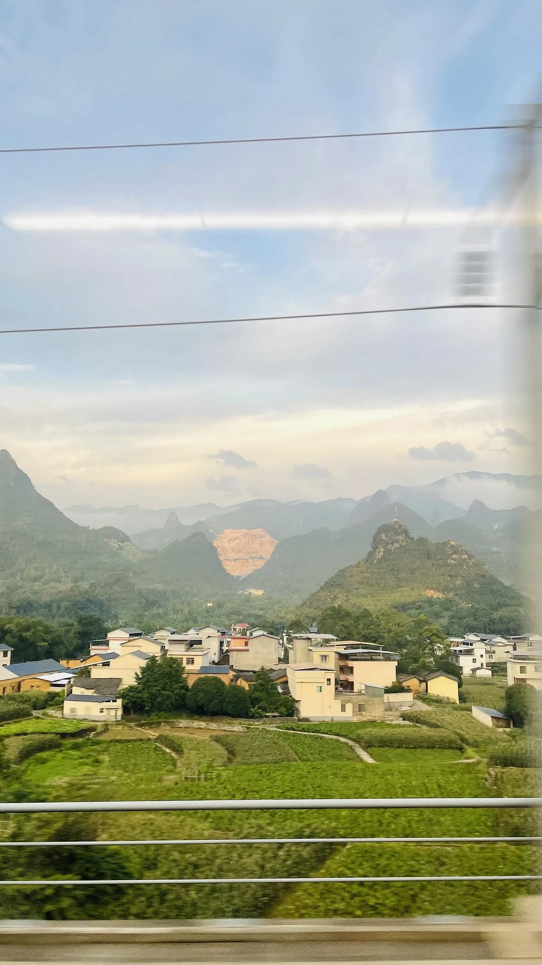 之前想去的黄果树瀑布，不想去了
之前想吃的六马蜂 - 图1