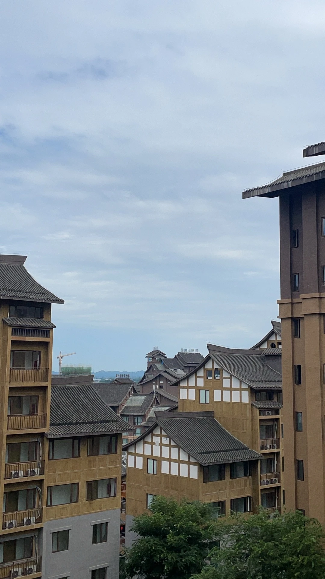 为了验证是否适合，我亲自跑过去考察了一番。
先说 - 图1