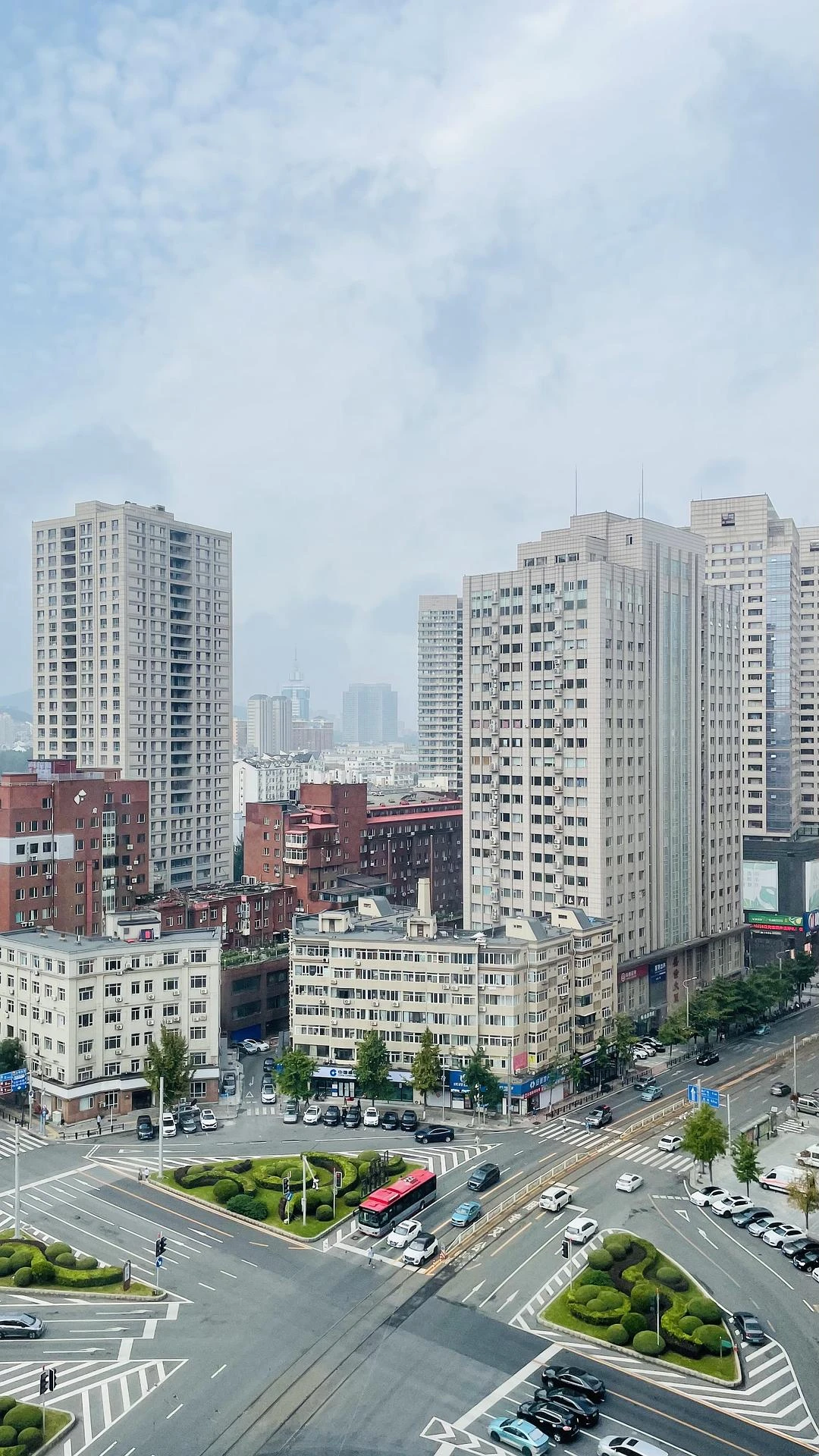我发现了一个单身很久的坏处，就是包容能力的下降， - 图1