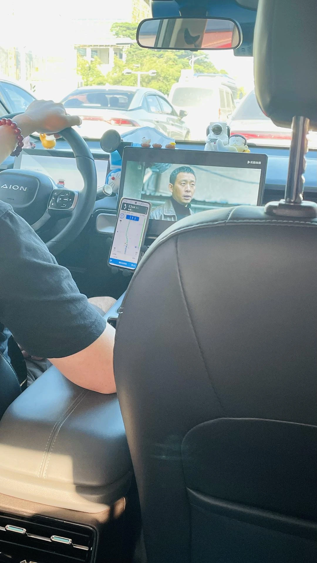几个月前遇到过一边开车一边看直播，并疯狂给主播打 - 图1