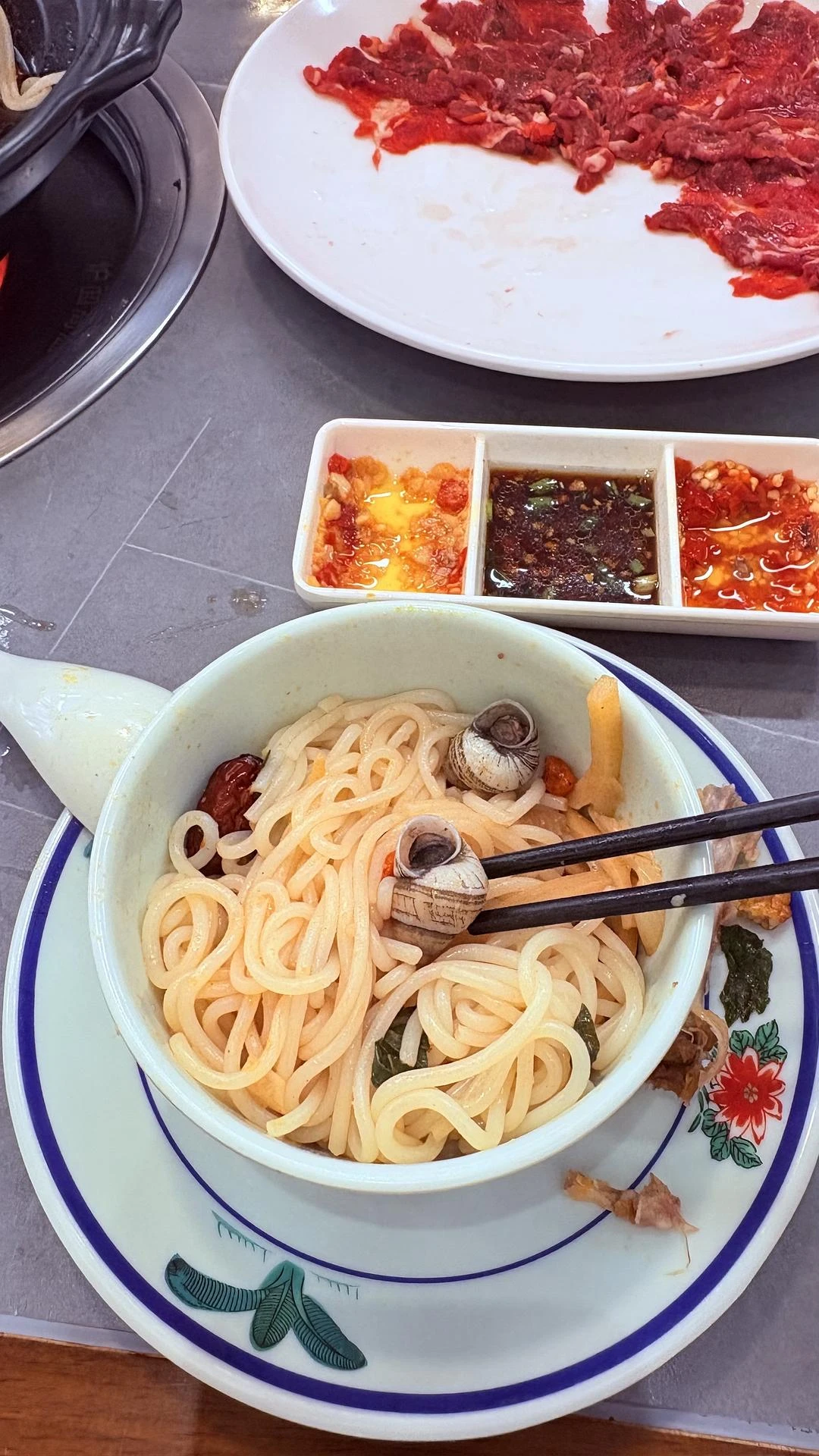 柳州的螺蛳粉，是真的能看到螺蛳 - 图2