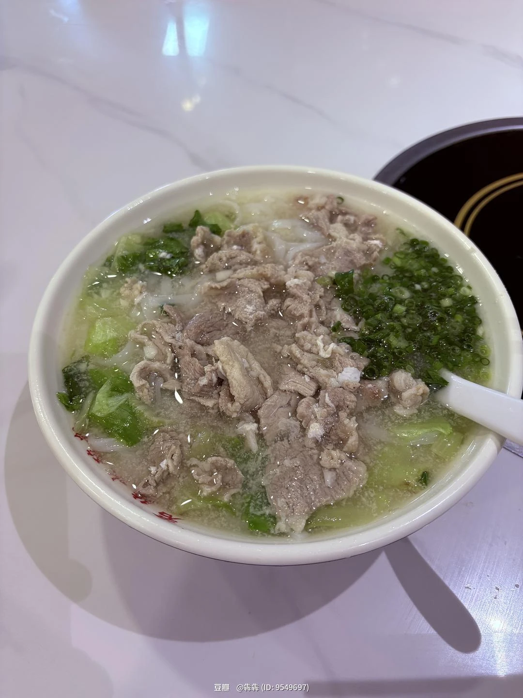 后安粉吃上了，跟客家粉差不多，清汤鲜香 - 图1