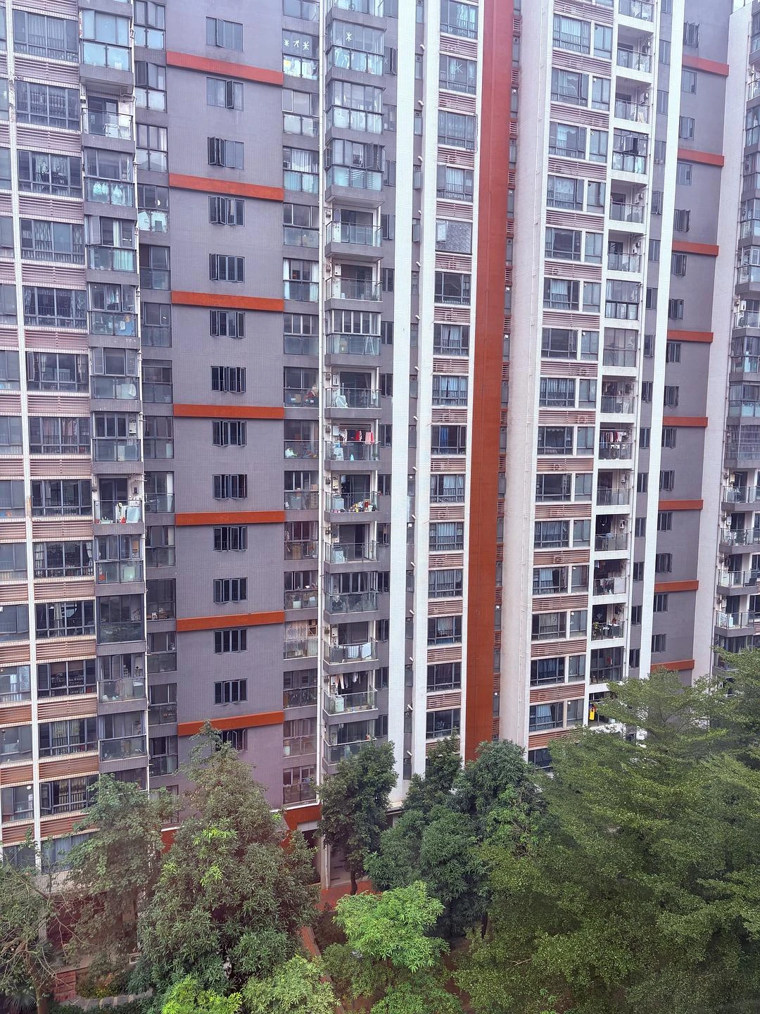 不想工作的理由总是有很多，今天的理由是对楼在装修 - 图1